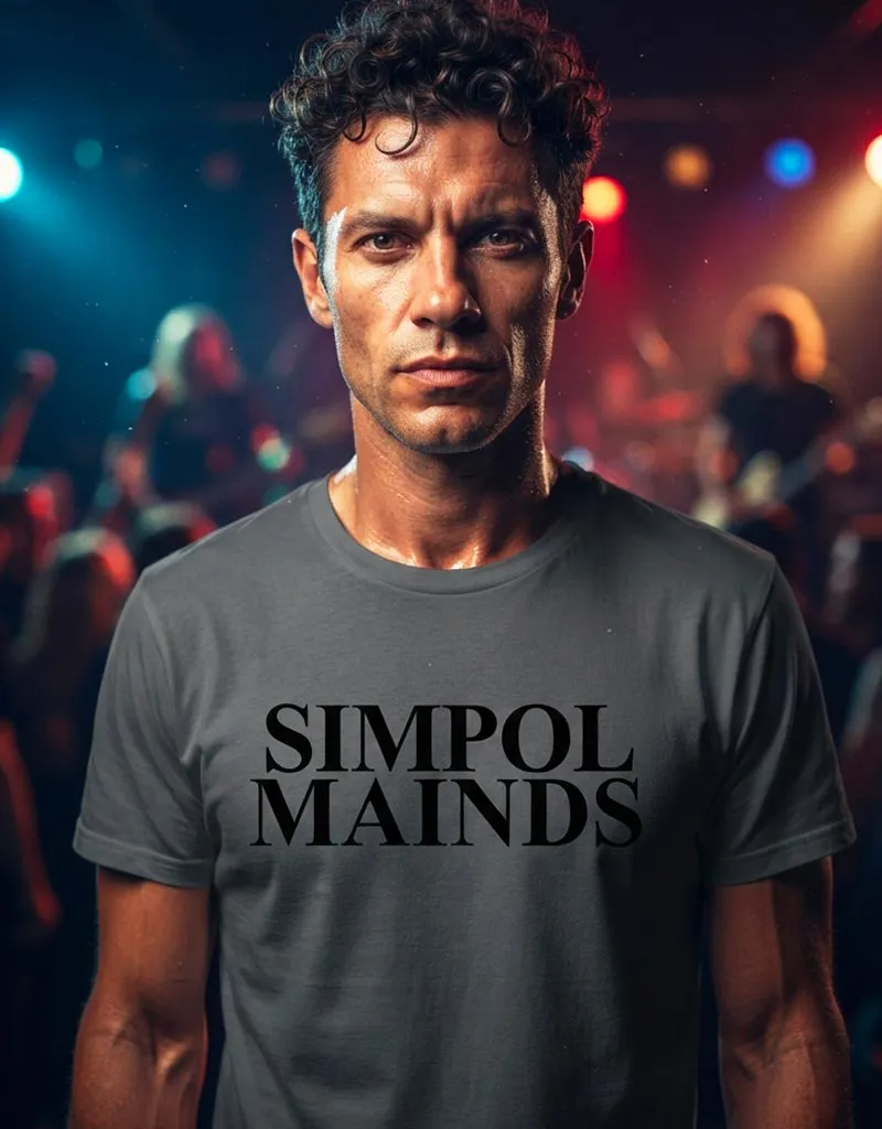 T-shirt Simple Minds originale in cotone di qualità superiore con grafica esclusiva FeikStor© T-shirt Simple Minds originale in cotone di qualità superiore con grafica esclusiva FeikStor©